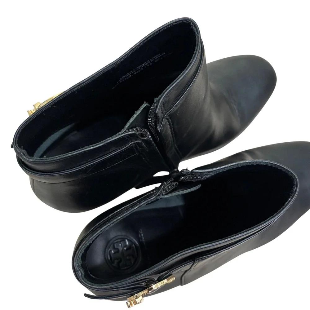 Tory Burch Black Leather Wedge Ankle Boots Gold Buckle Logo‎ 8.5M 5930118